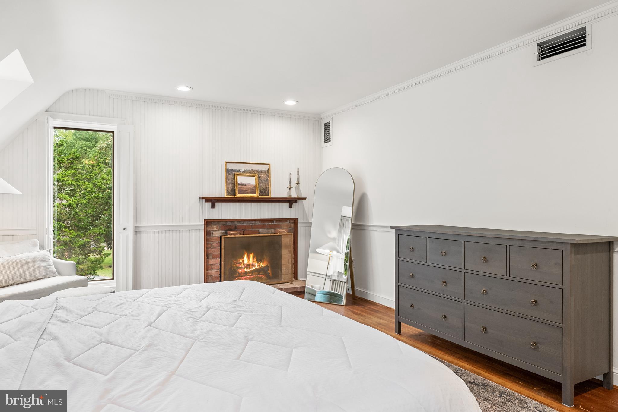 801 BRYAN POINT ROAD