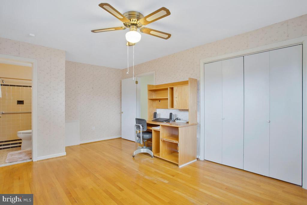 11214 EMACK ROAD