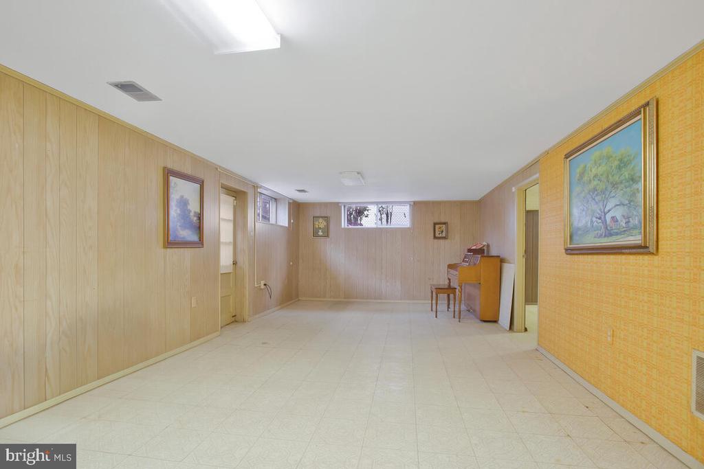 11214 EMACK ROAD