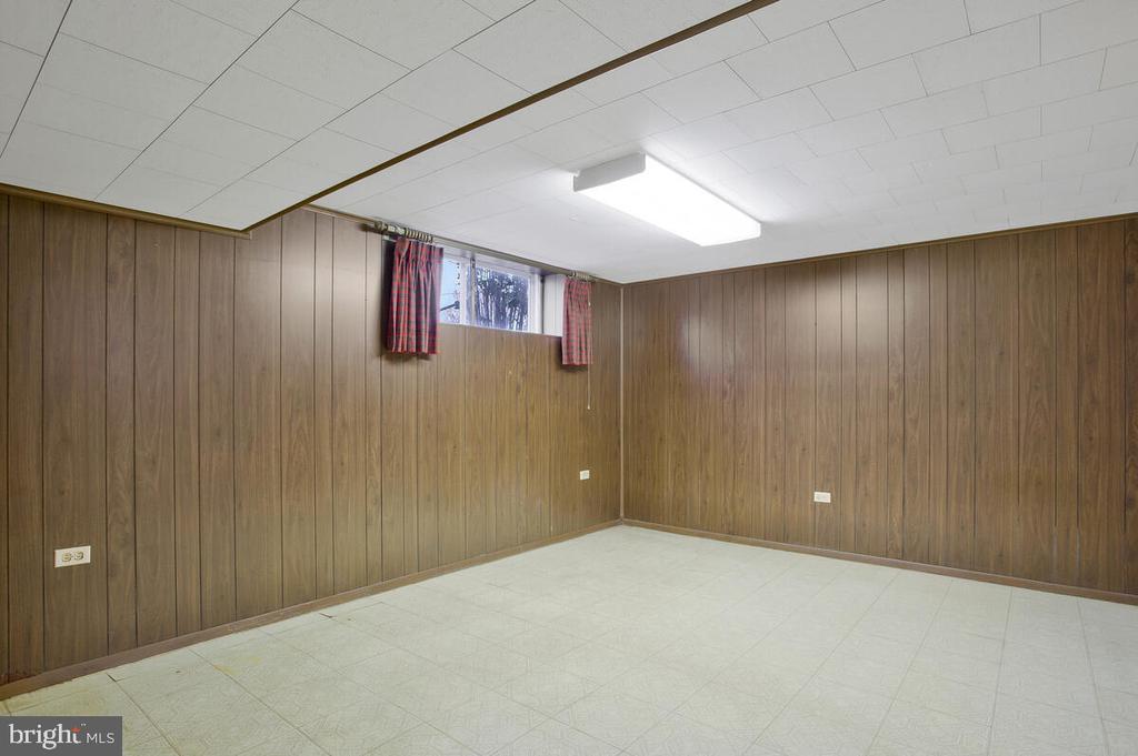 11214 EMACK ROAD