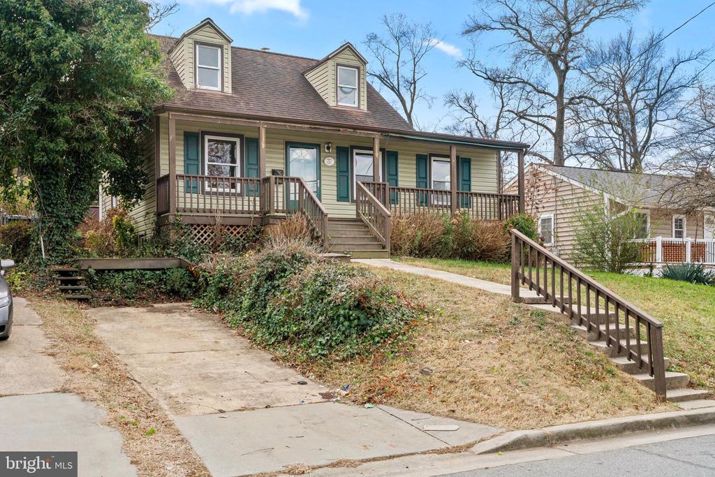 5807 SEMINOLE STREET