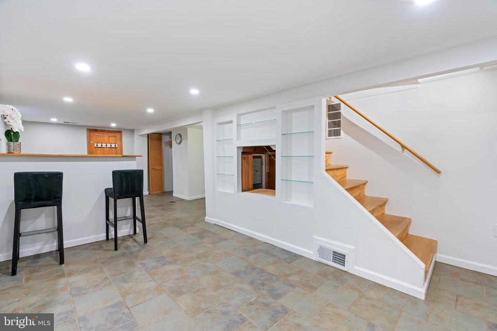 5807 SEMINOLE STREET