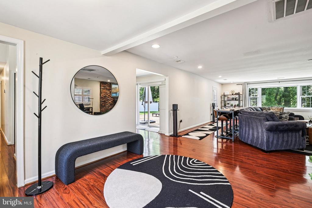 2412 PANTHER LANE