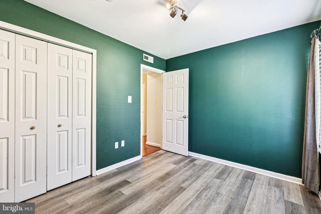 2412 PANTHER LANE