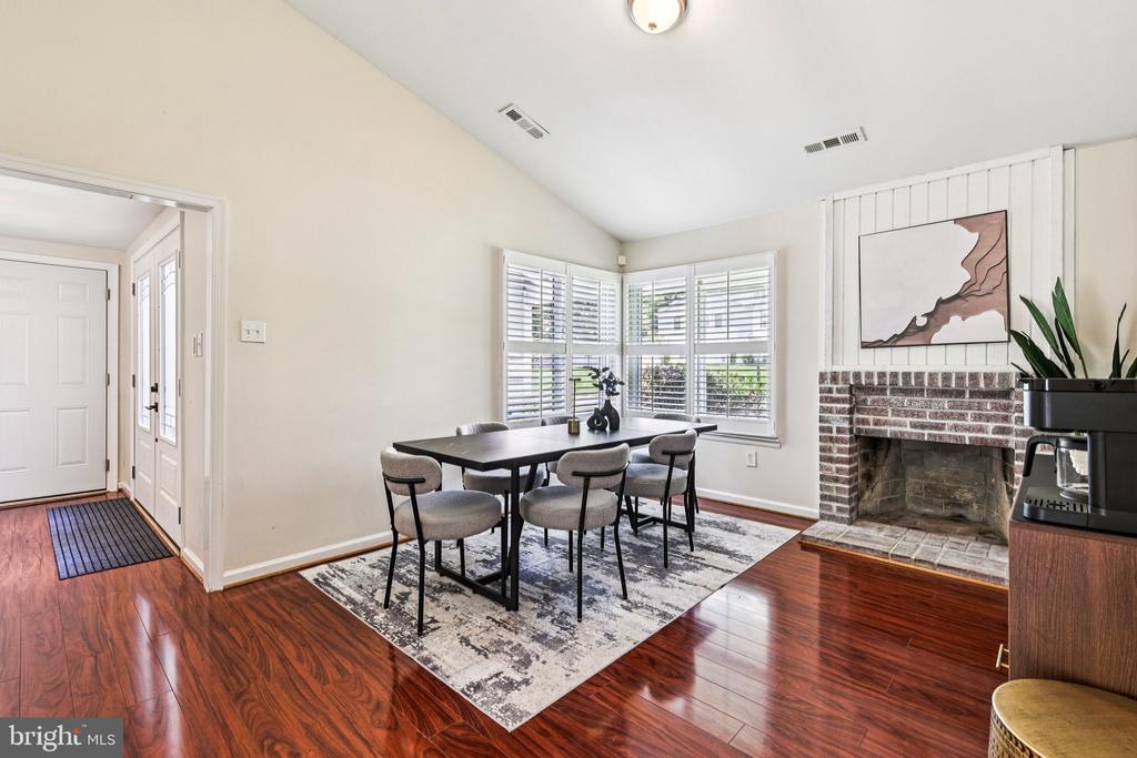 2412 PANTHER LANE
