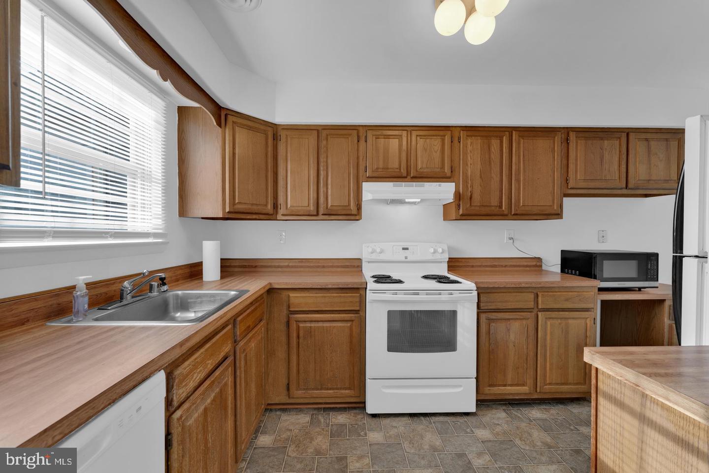 14314 COLONEL CLAGETT COURT 319