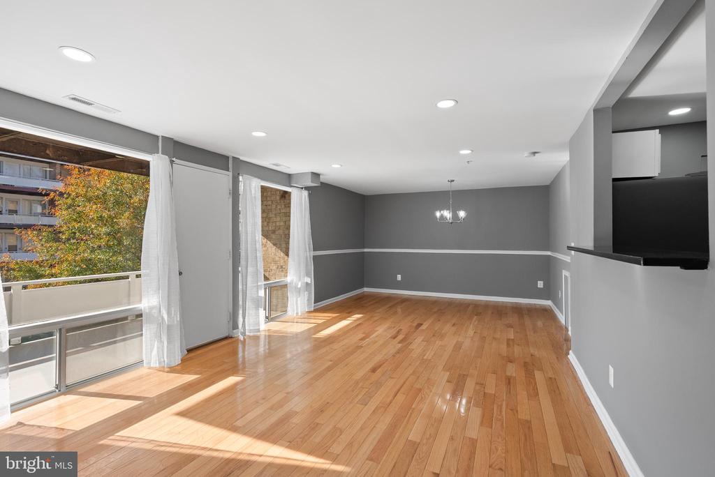 542 WILSON BRIDGE DRIVE 6743 B2