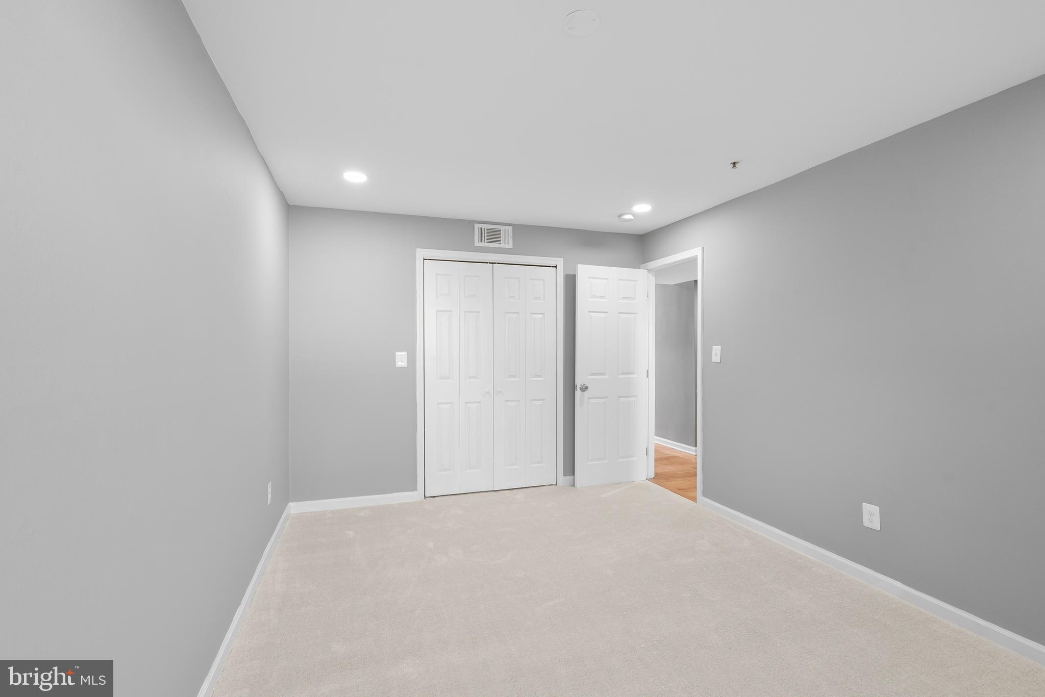 542 WILSON BRIDGE DRIVE 6743 B2