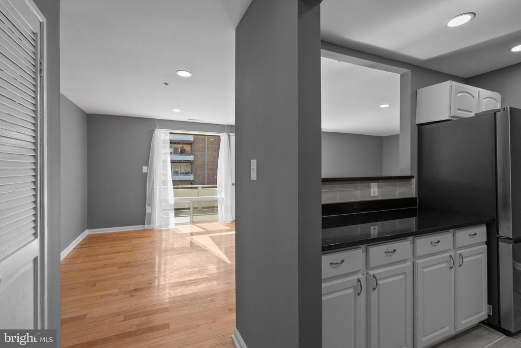 542 WILSON BRIDGE DRIVE 6743 B2
