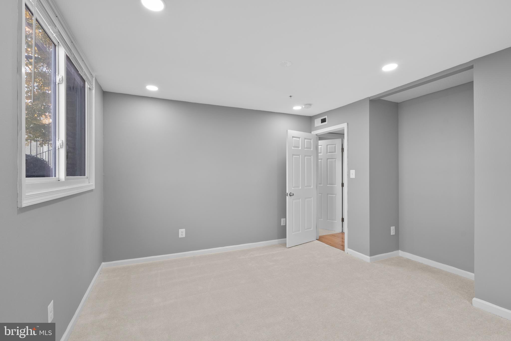 542 WILSON BRIDGE DRIVE 6743 B2