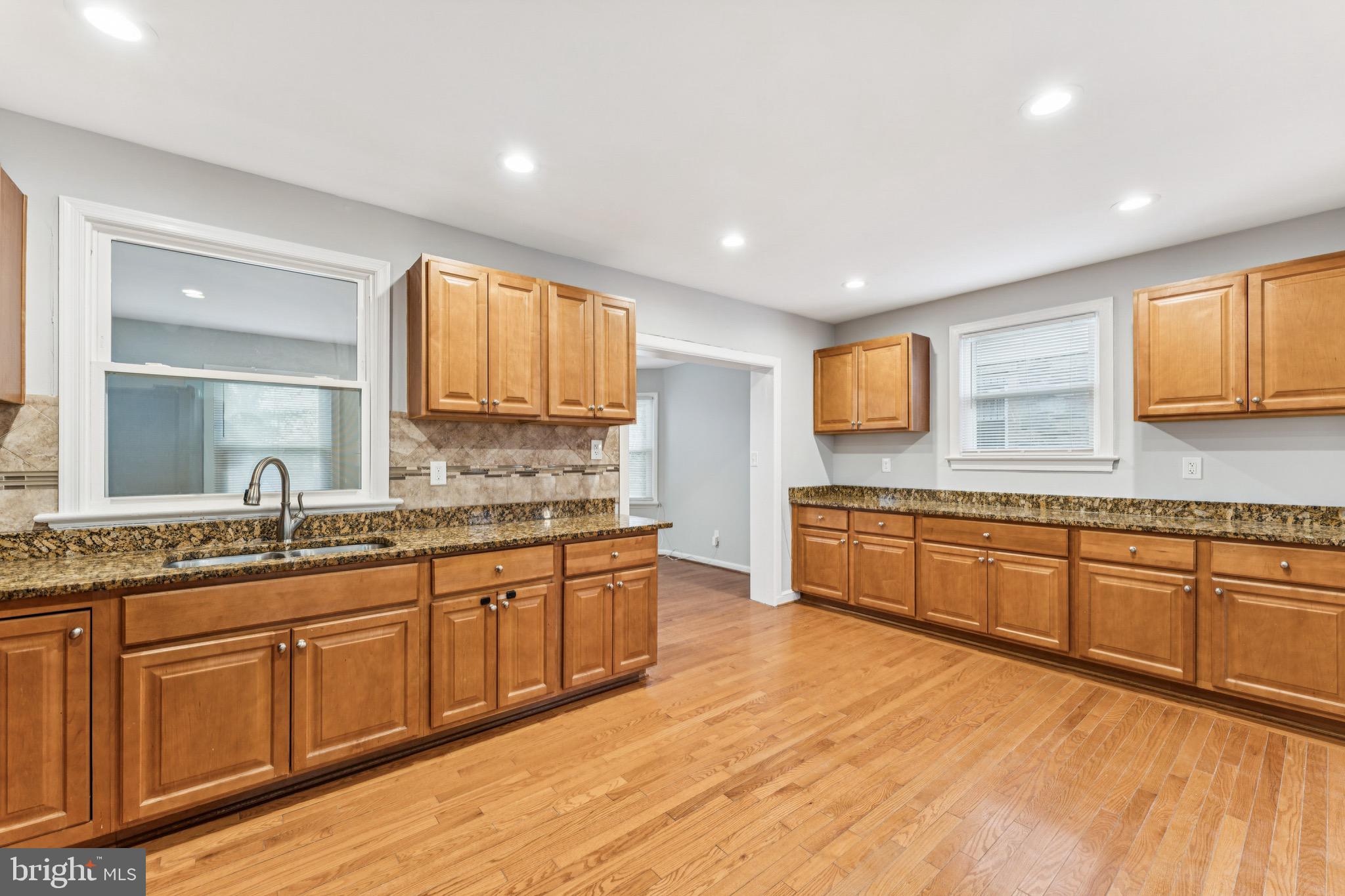 3409 SOUTHERN AVENUE