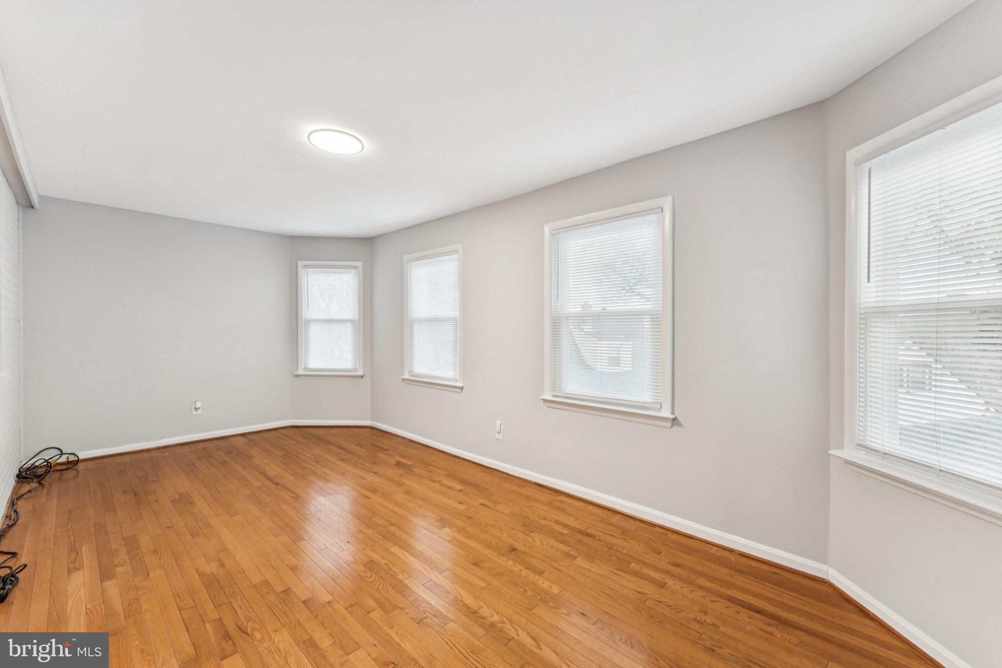 3409 SOUTHERN AVENUE