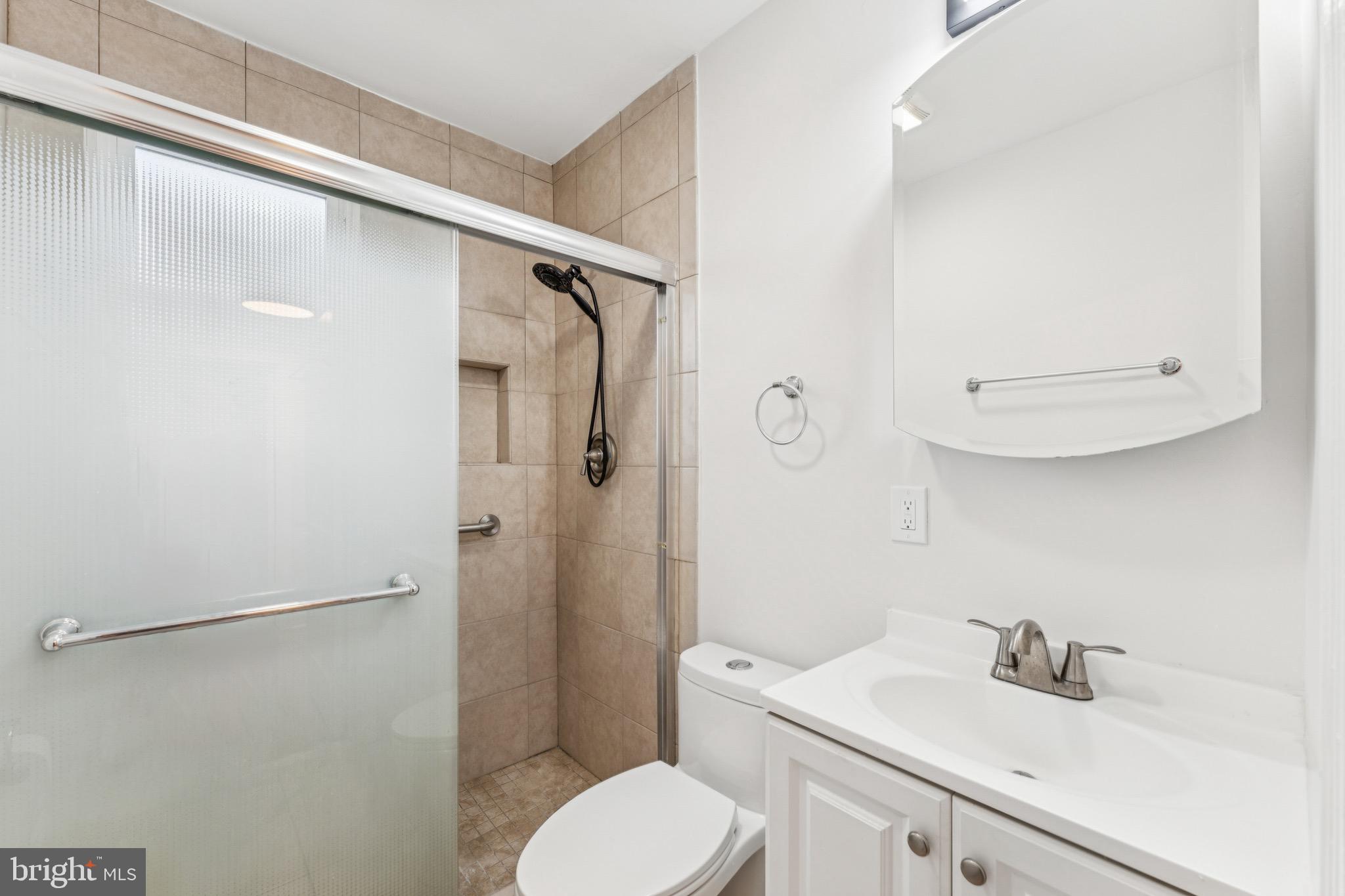 3409 SOUTHERN AVENUE