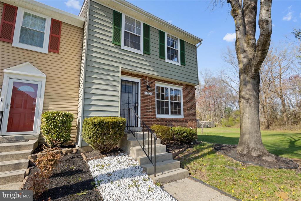 957 SAINT MICHAELS DRIVE