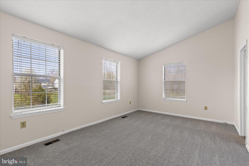 957 SAINT MICHAELS DRIVE
