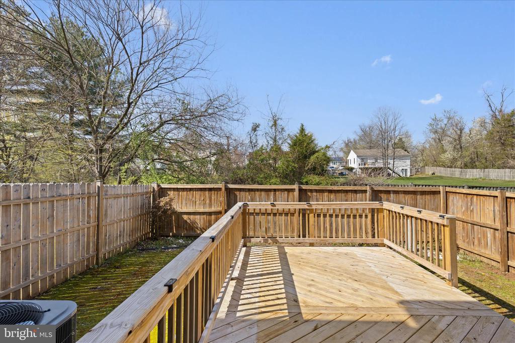 957 SAINT MICHAELS DRIVE