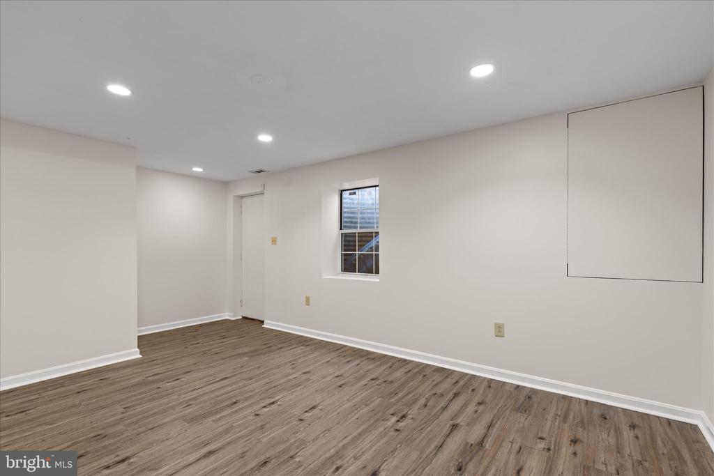 957 SAINT MICHAELS DRIVE