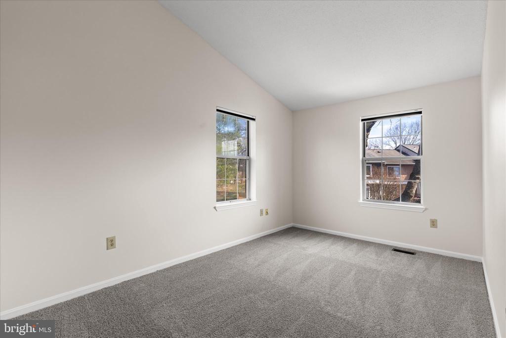 957 SAINT MICHAELS DRIVE