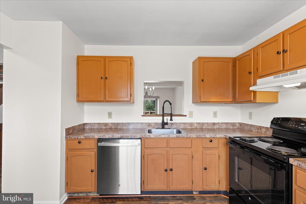 957 SAINT MICHAELS DRIVE