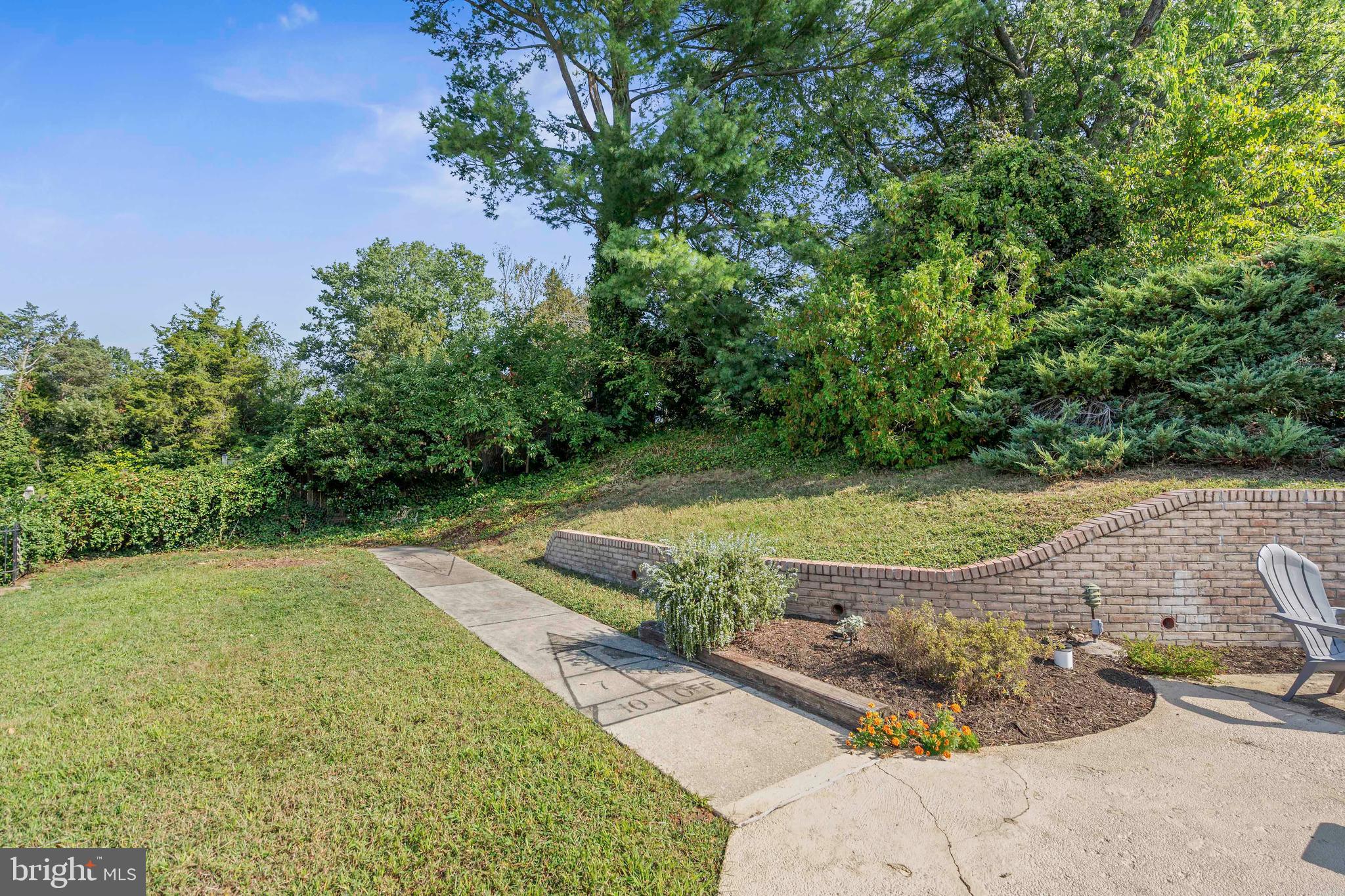 9712 POTOMAC DRIVE