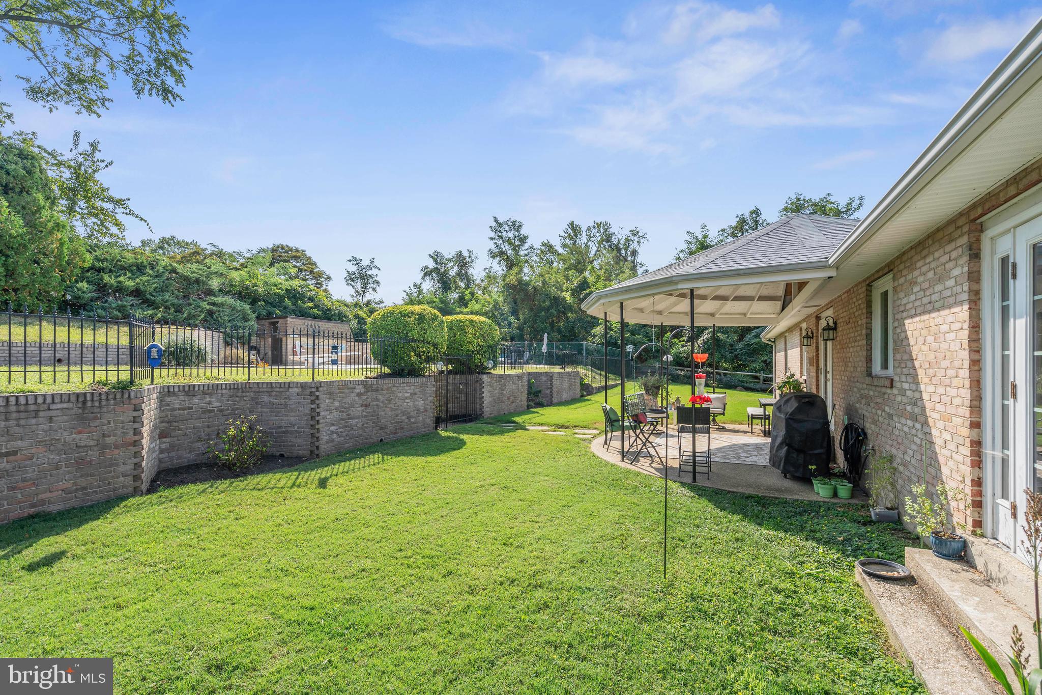 9712 POTOMAC DRIVE