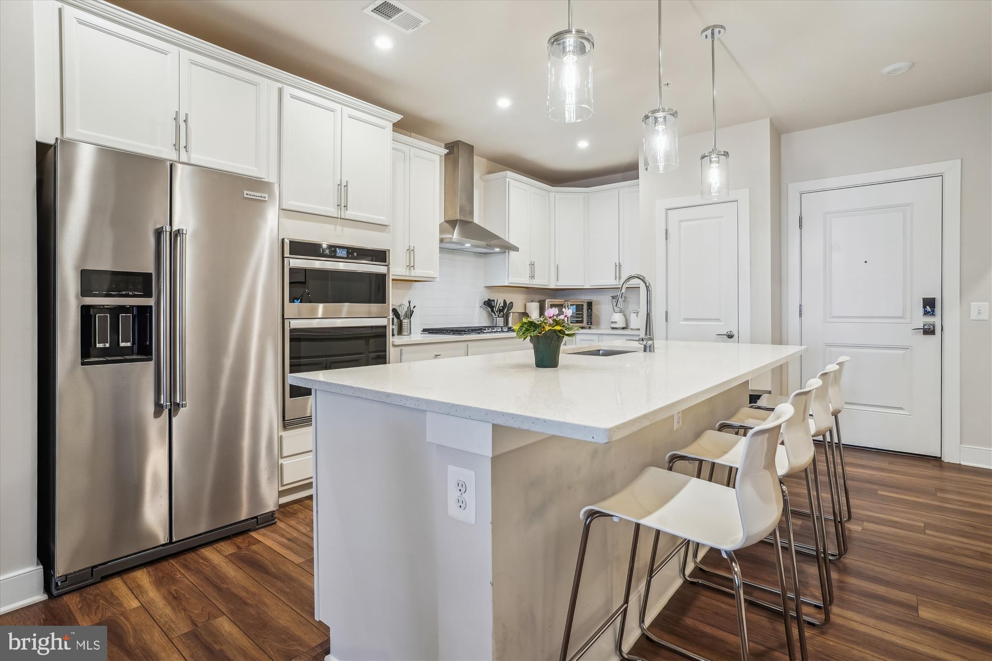 102 SAINT IVES PLACE 209