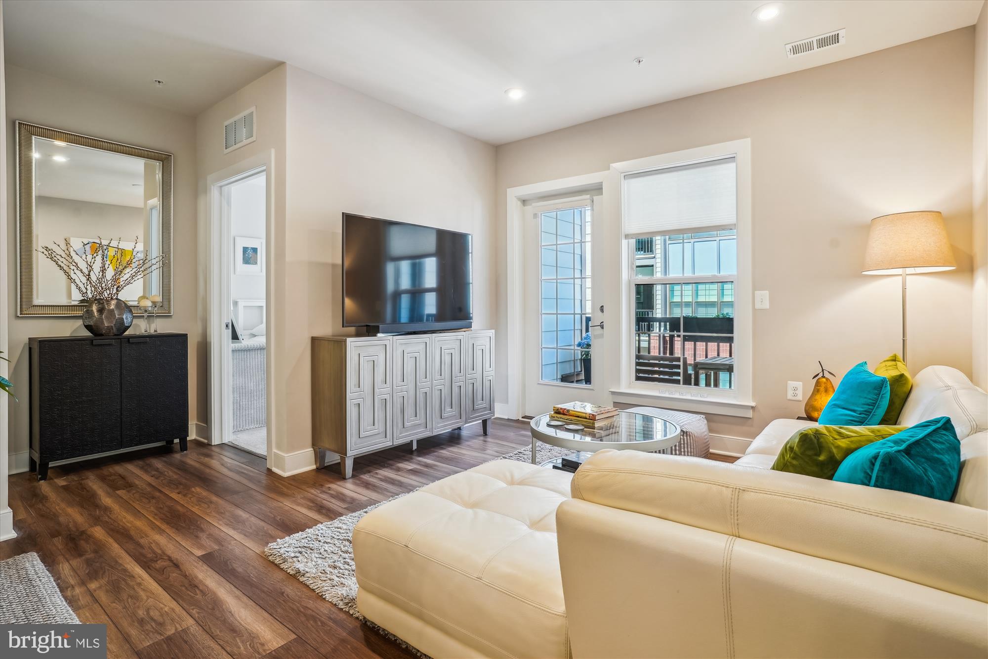 102 SAINT IVES PLACE 209