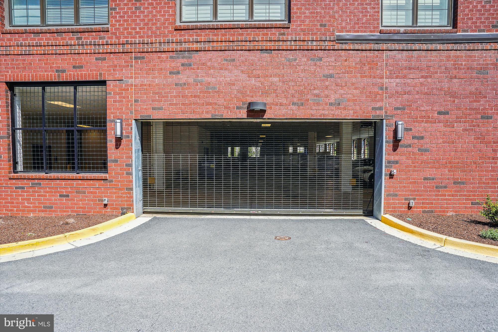 102 SAINT IVES PLACE 209