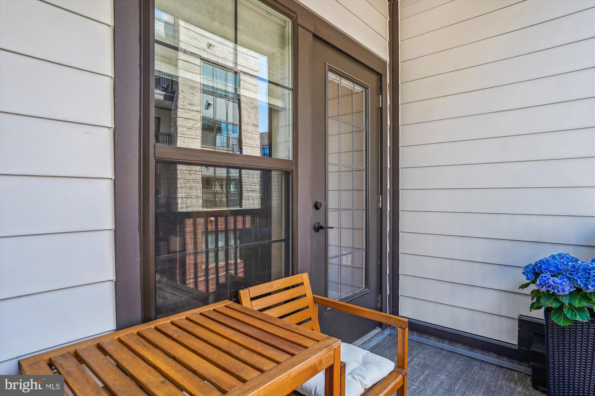 102 SAINT IVES PLACE 209