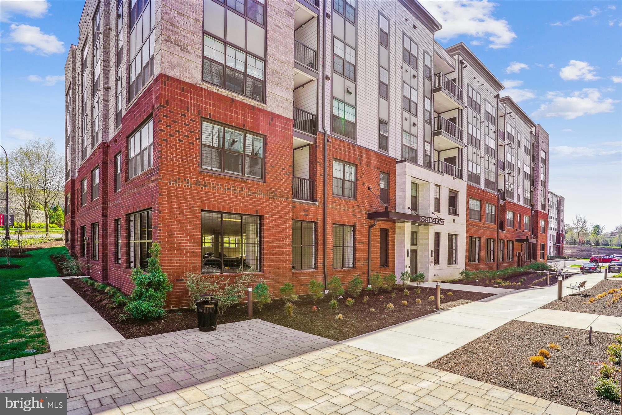 102 SAINT IVES PLACE 209