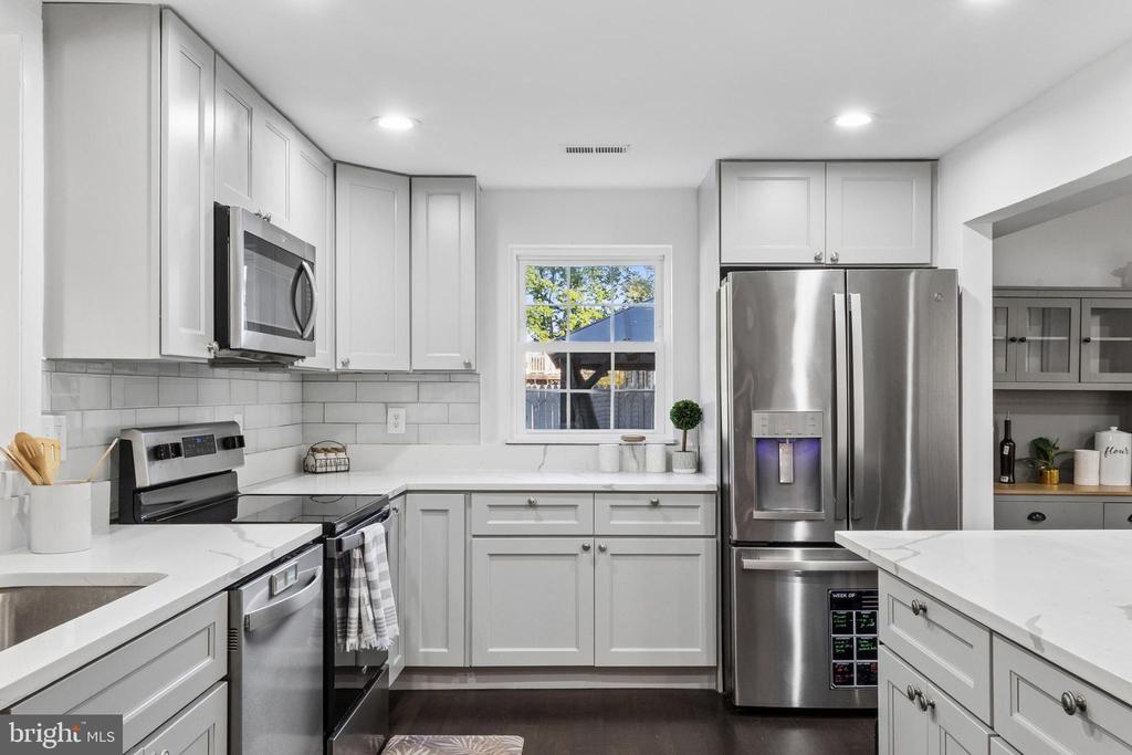 12111 WINDBROOK DRIVE