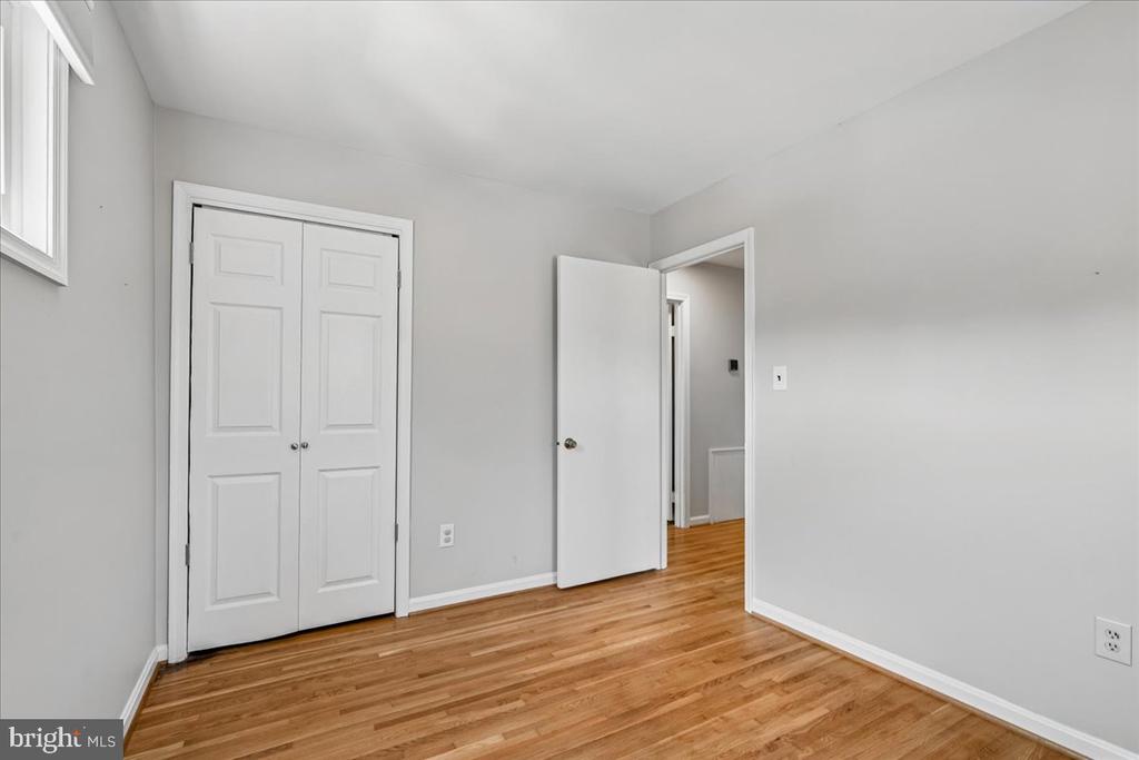 113 ROSEWOOD DRIVE