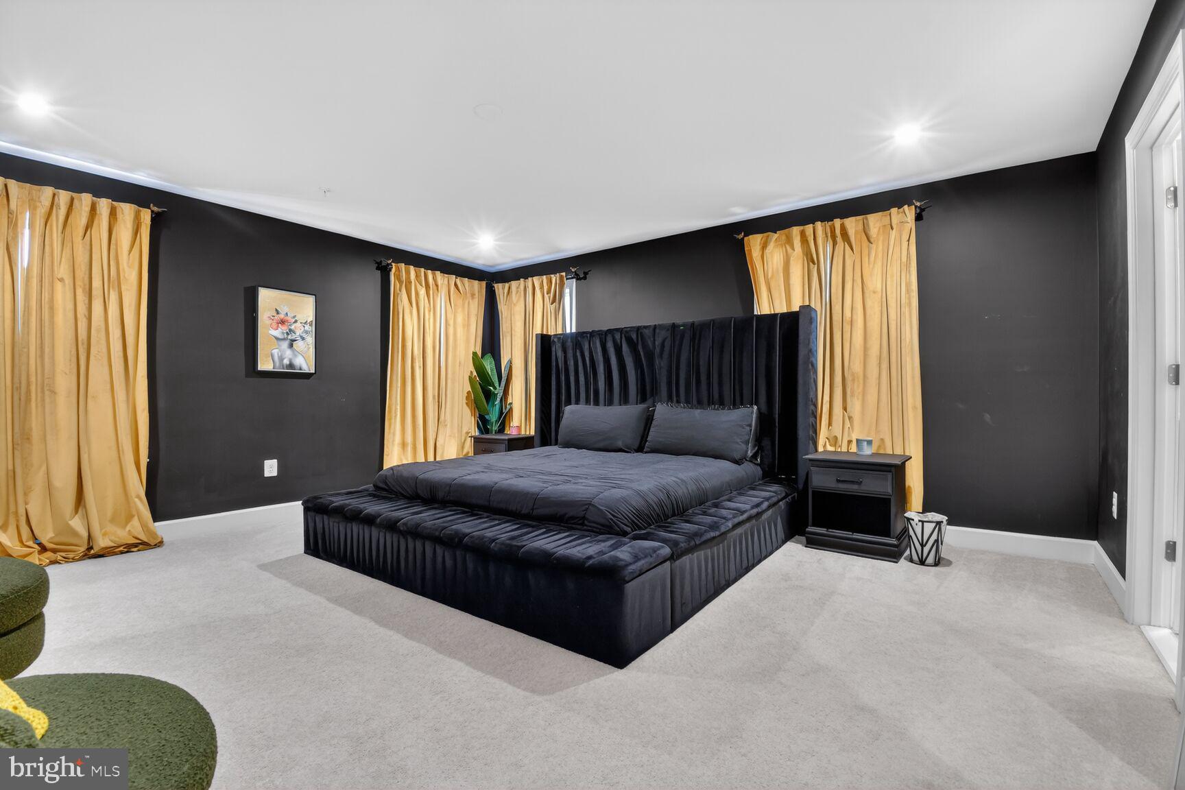 7652 BUZZ ALDRIN LANE 1826