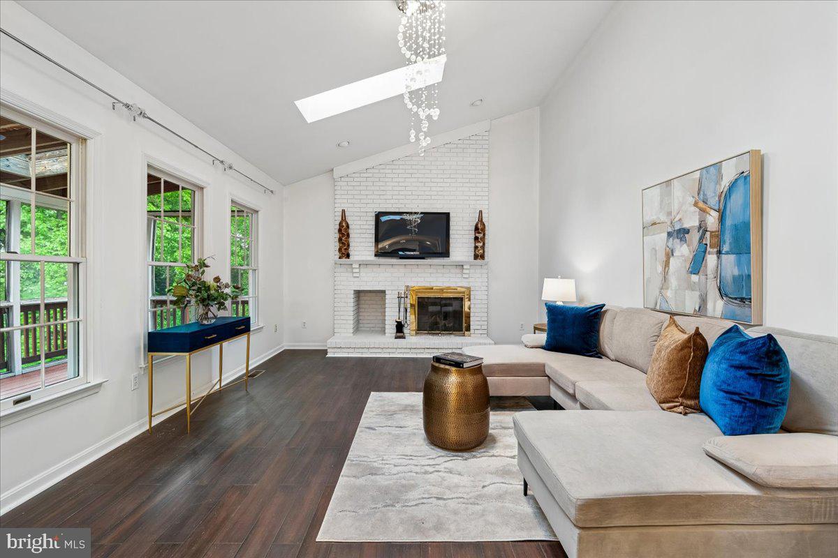 11101 NAVIGATORS COURT
