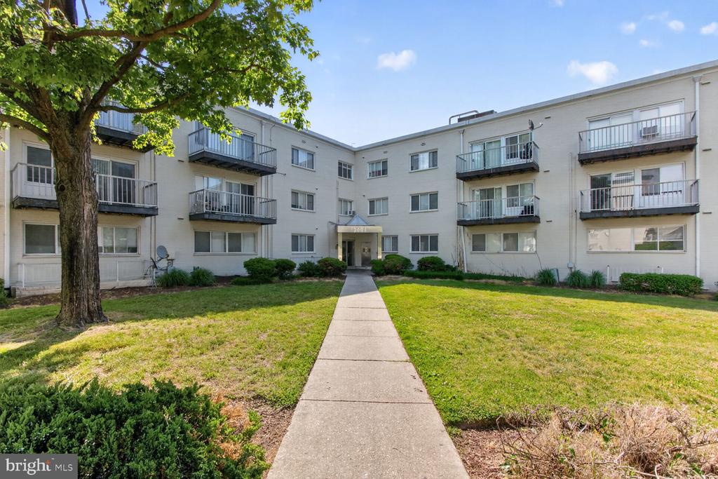 5601 PARKER HOUSE TERRACE 304