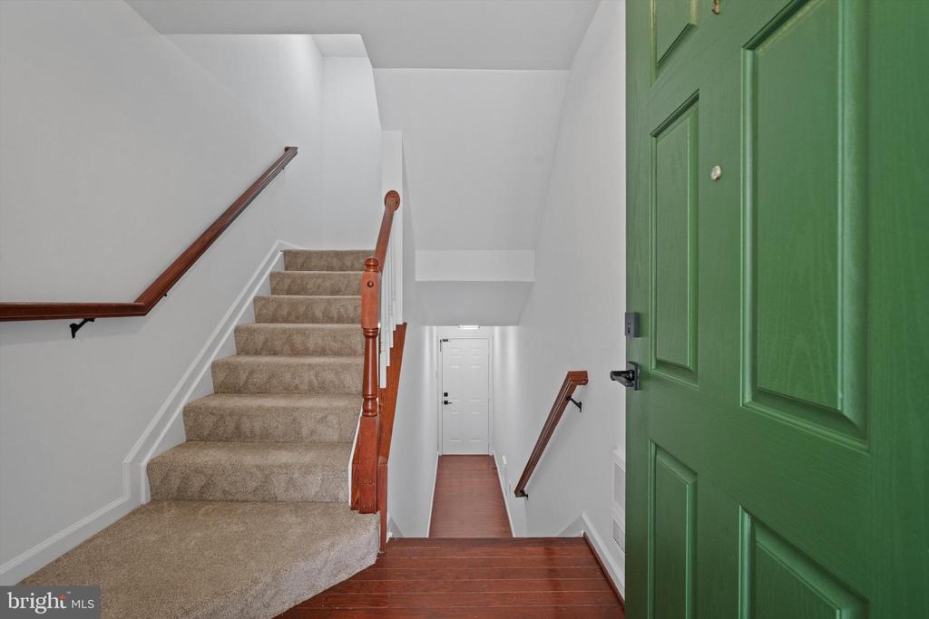 921 PINE FOREST LANE