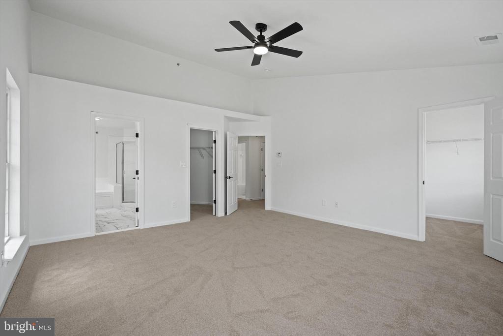 921 PINE FOREST LANE