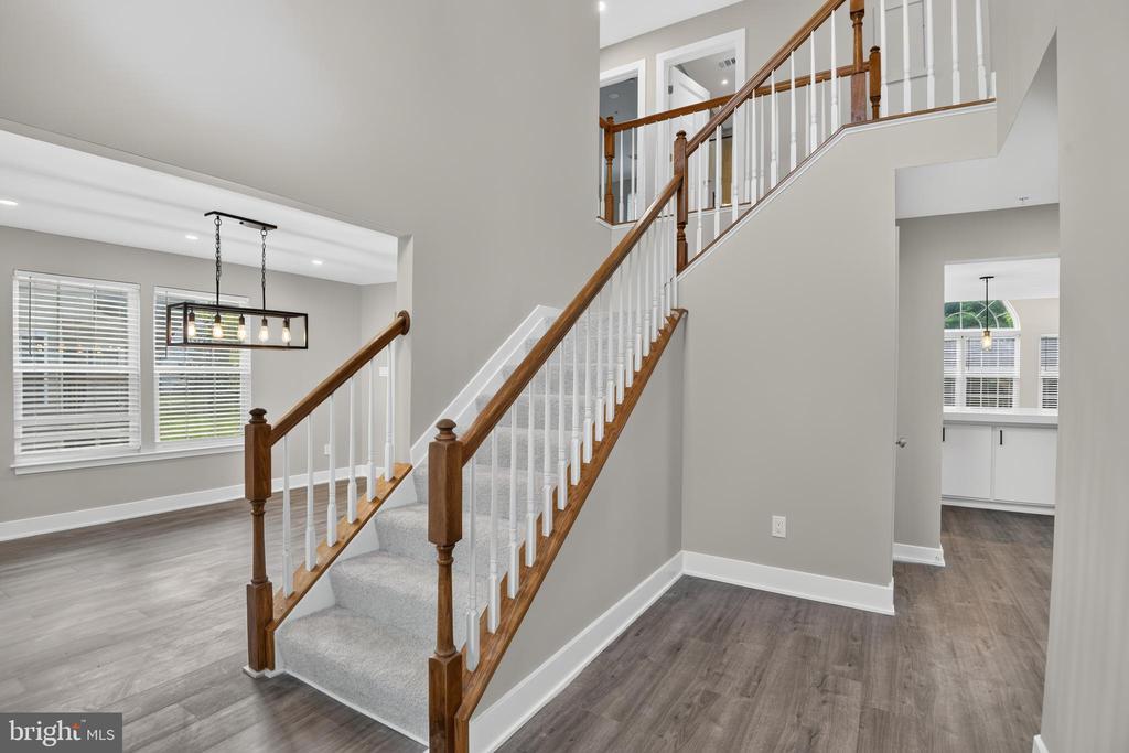 5304 DERBY MANOR LANE