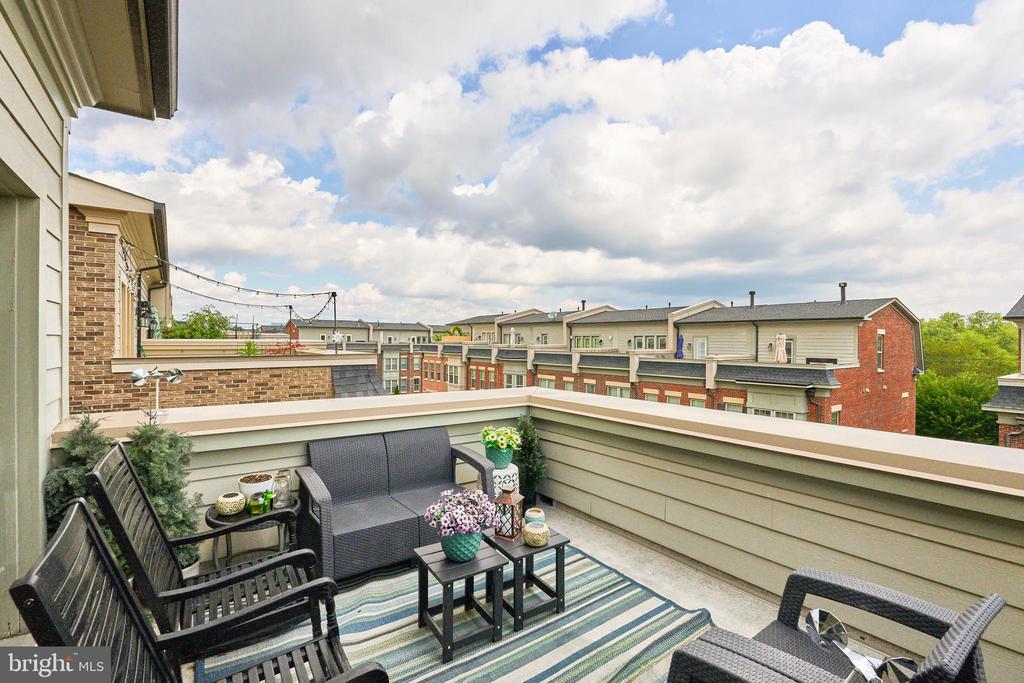 866 REGENTS SQUARE Unit: 336