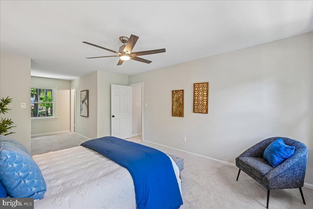 758 GLENEAGLES DRIVE