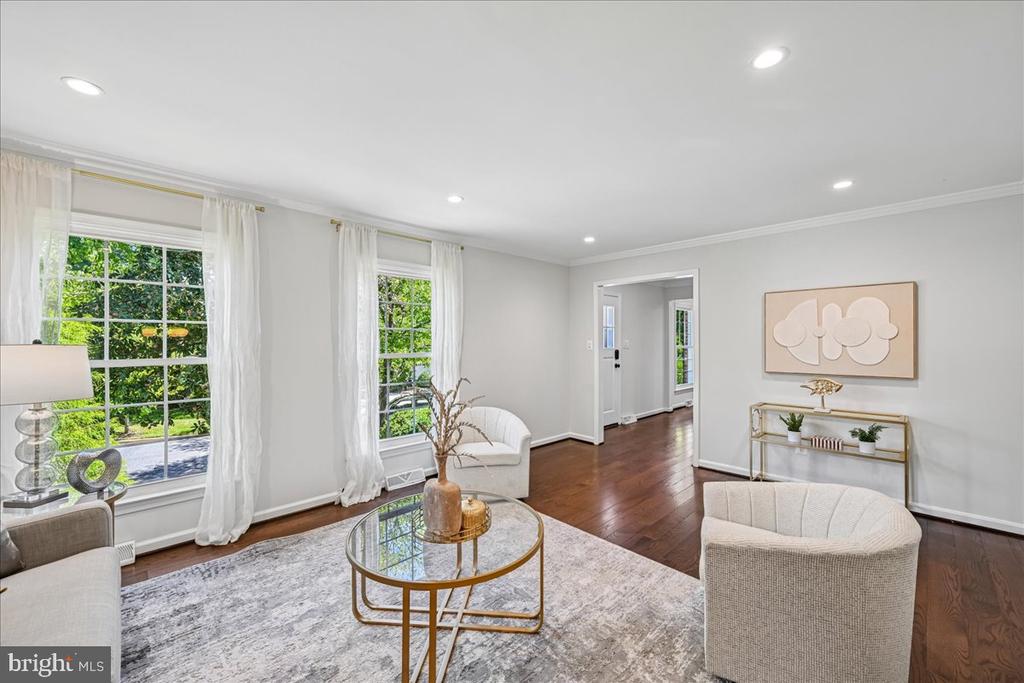 758 GLENEAGLES DRIVE