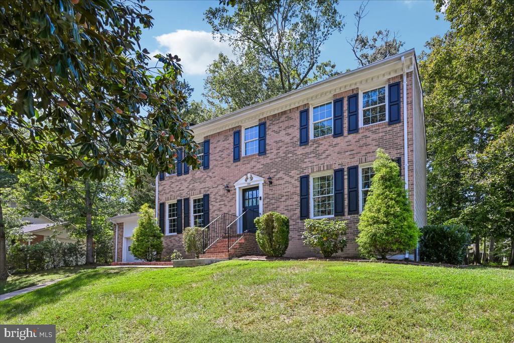 758 GLENEAGLES DRIVE