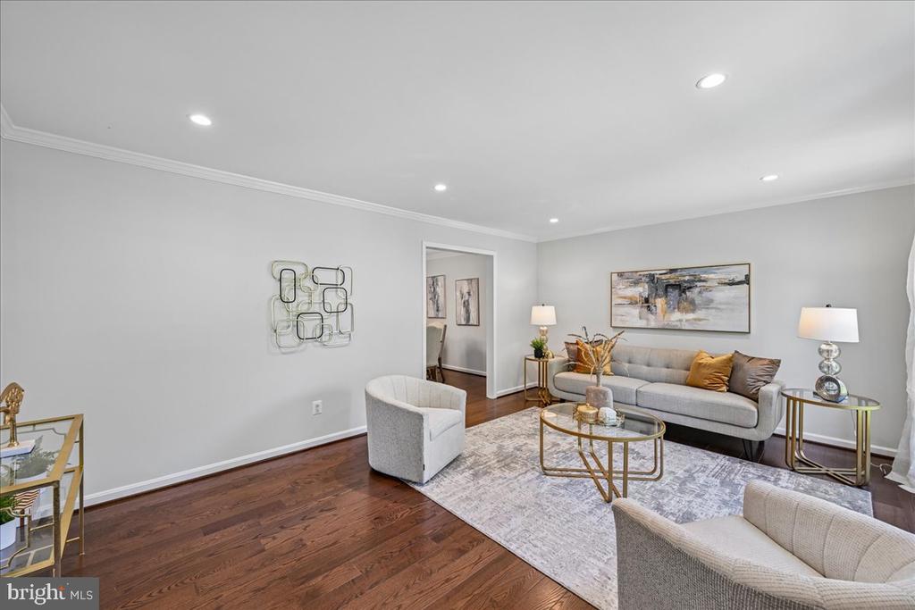 758 GLENEAGLES DRIVE