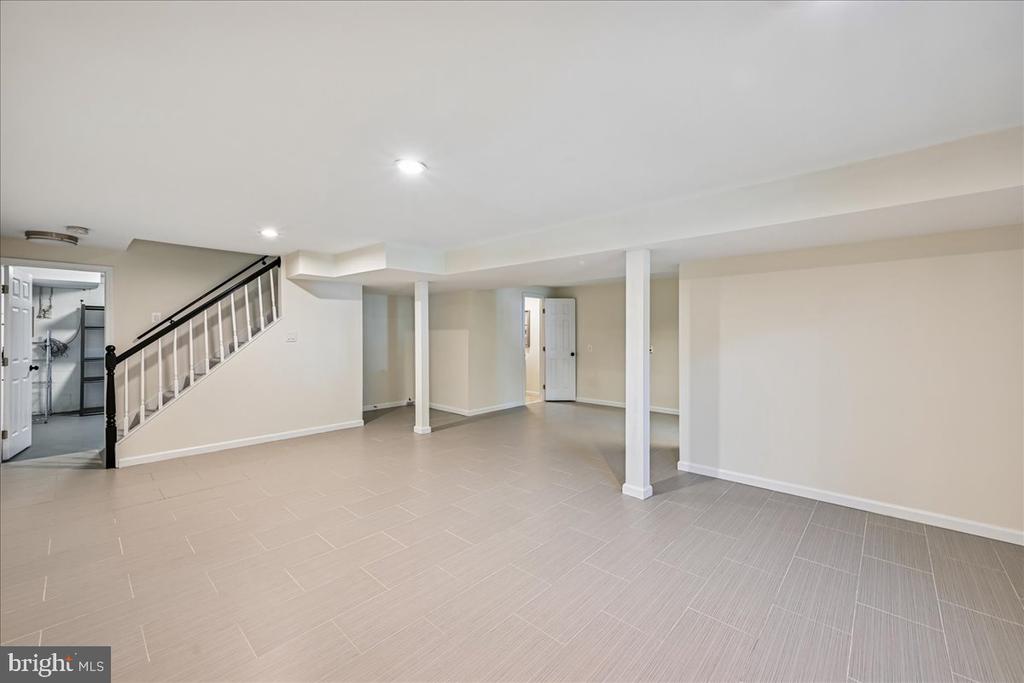 758 GLENEAGLES DRIVE