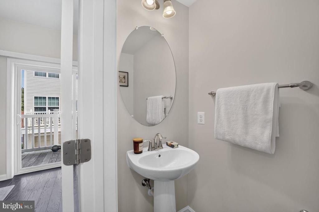 7103 WYTHE ALLEY