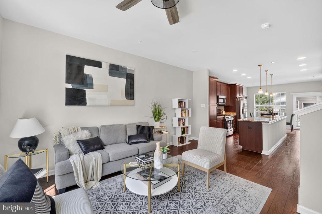 7103 WYTHE ALLEY