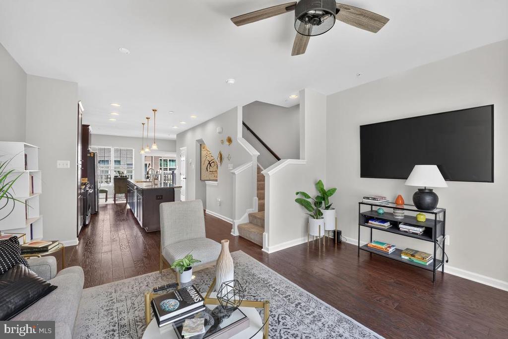 7103 WYTHE ALLEY