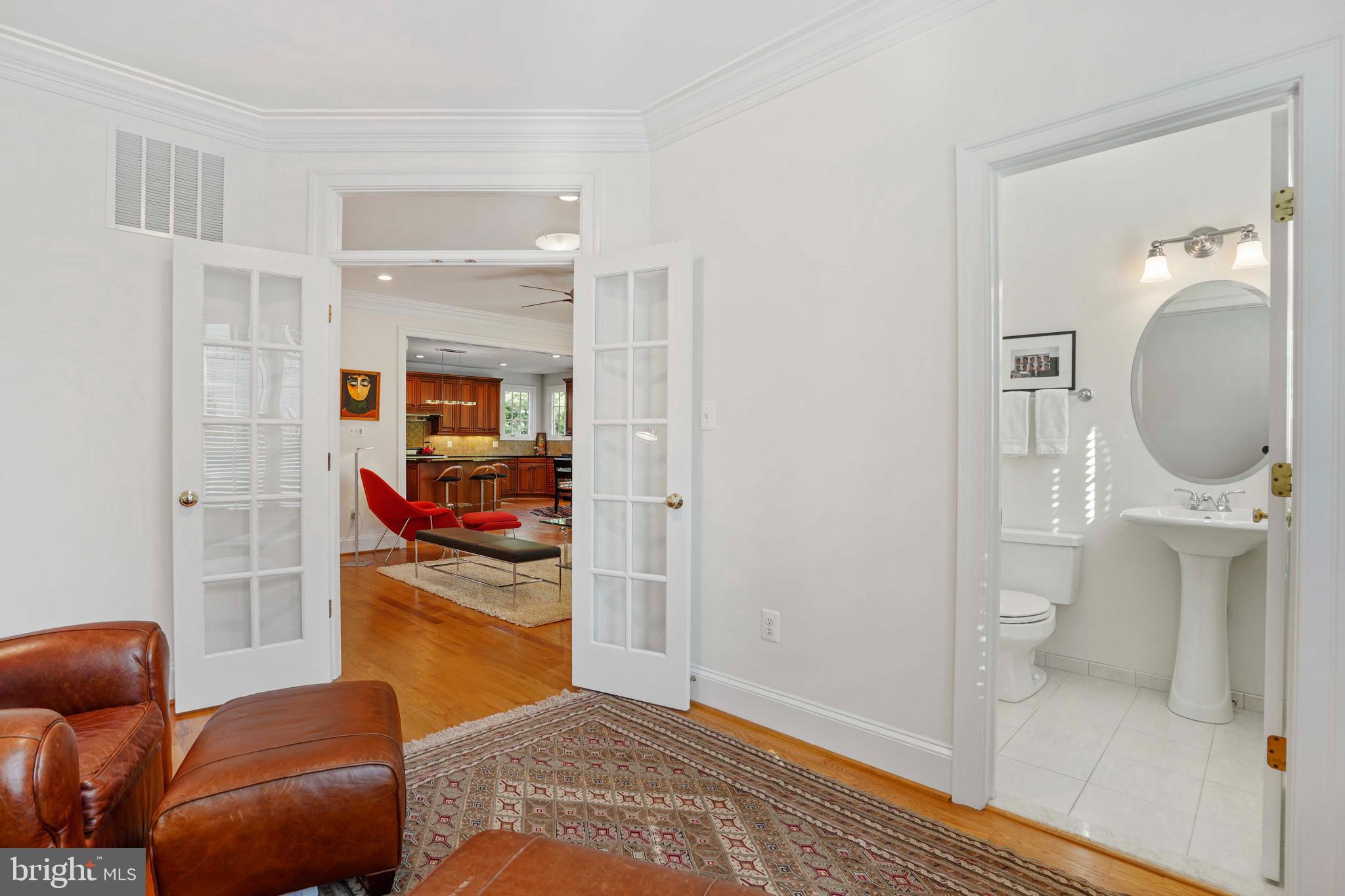 3077 N QUINCY STREET