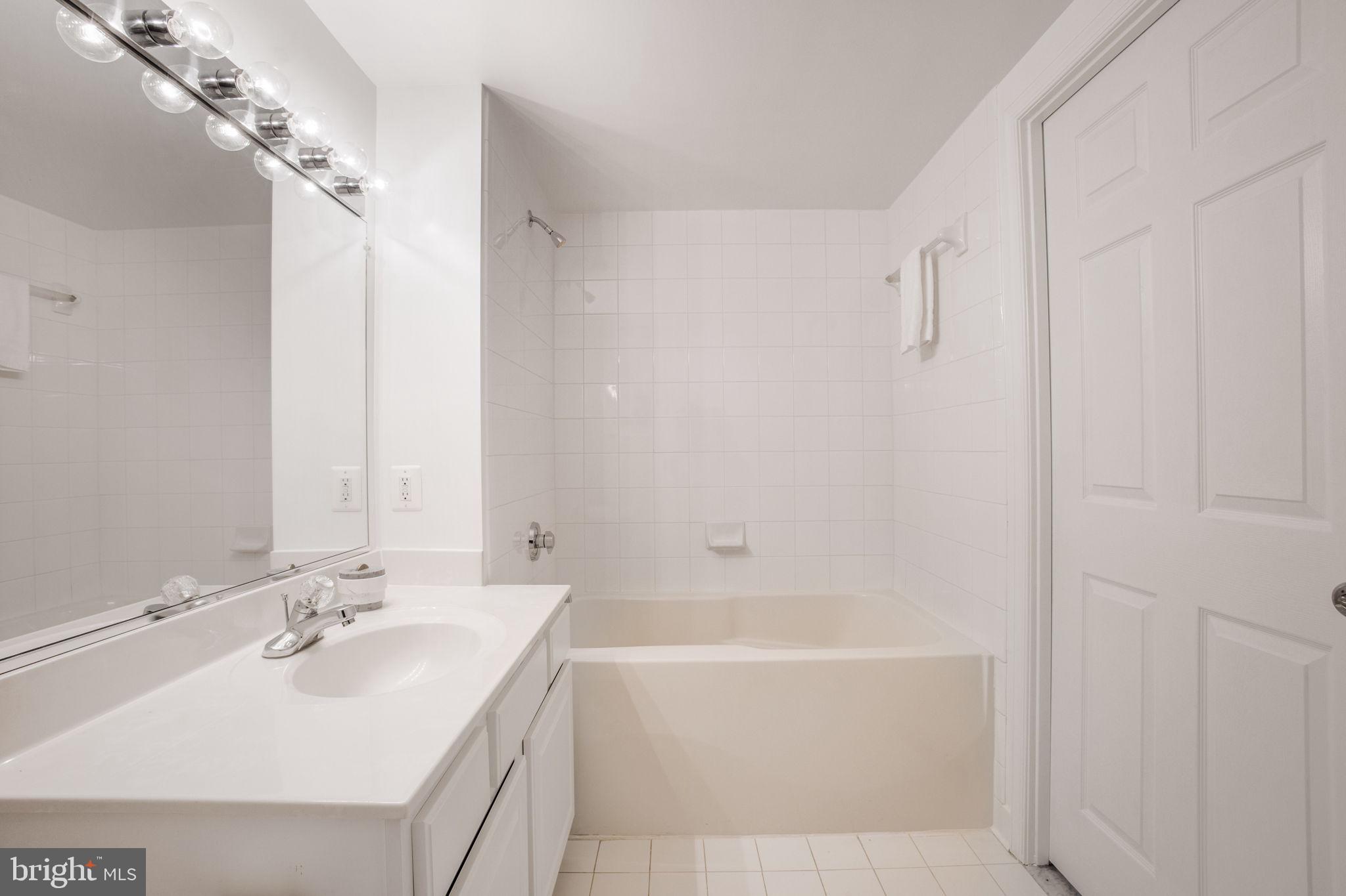 3835 9TH STREET N 601W