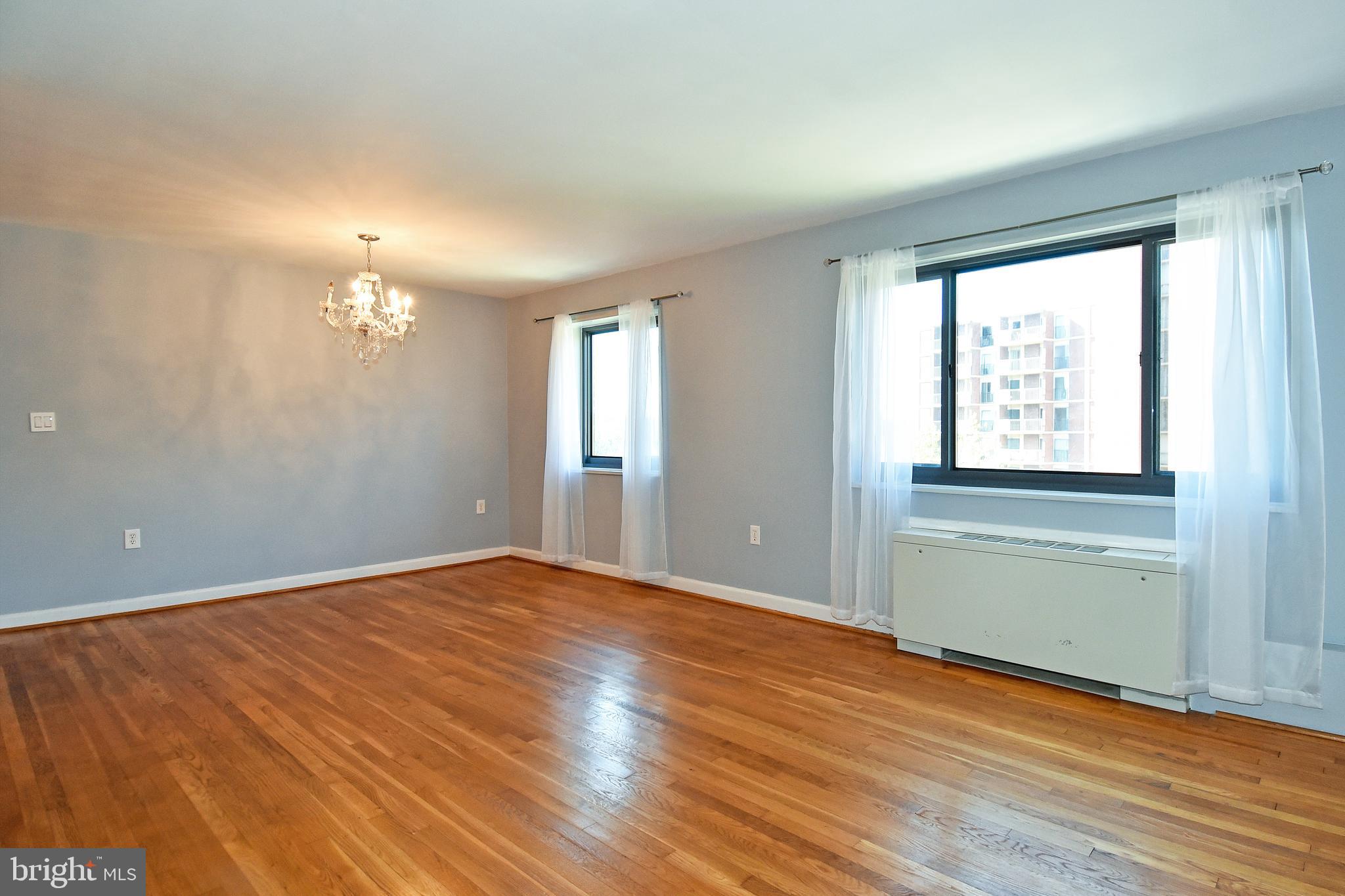 1200 S ARLINGTON RIDGE ROAD S 607